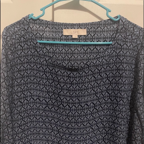 LOFT BLOUSE! - Picture 2 of 3